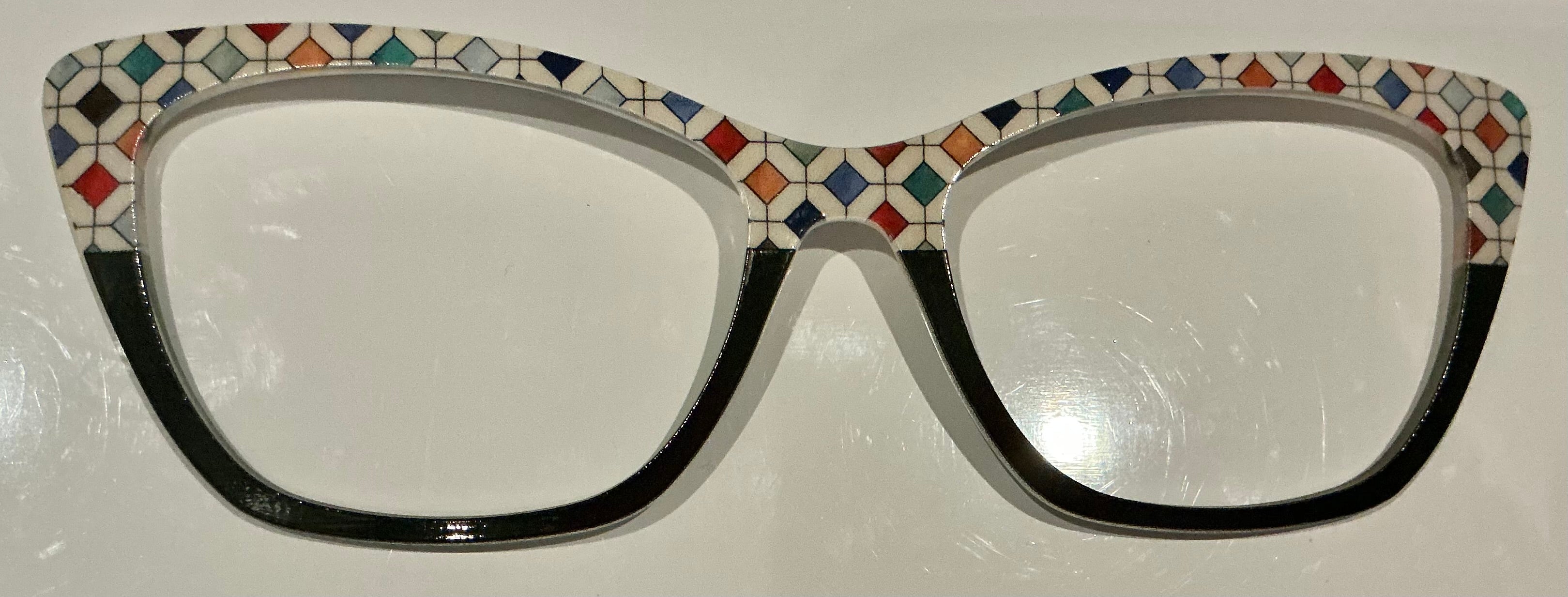 PAIR Wanda Topper, multicolored diamonds on black split