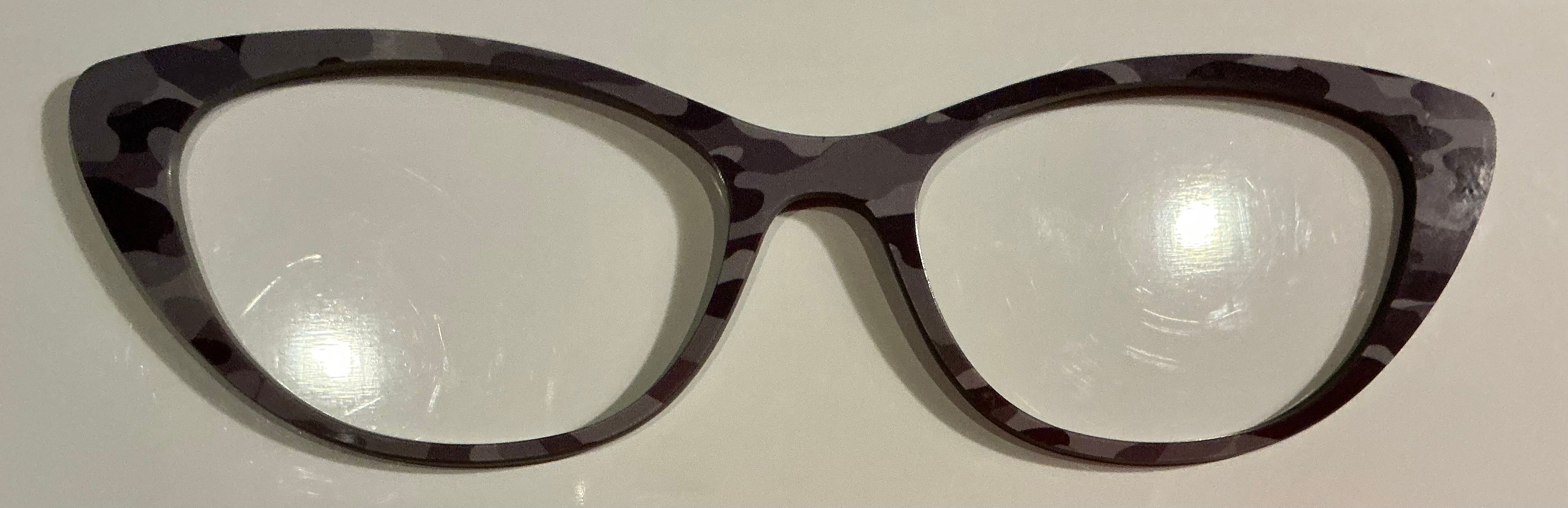 PAIR Ella Topper; gray camo