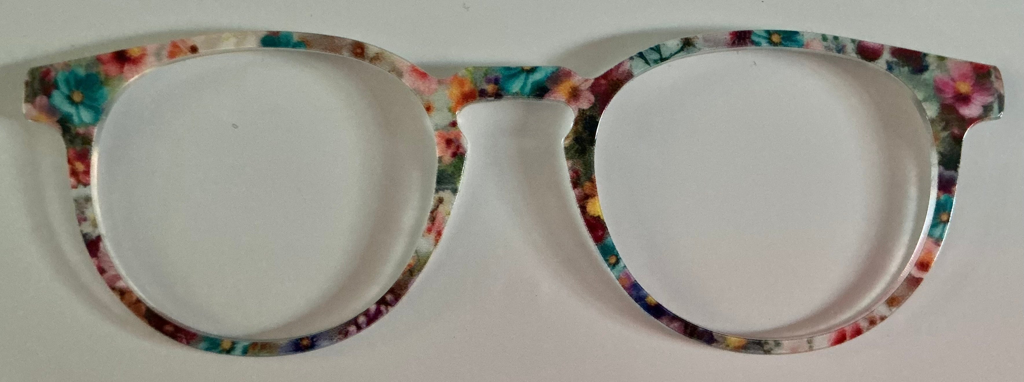PAIR Soto Topper;  multicolored flowers