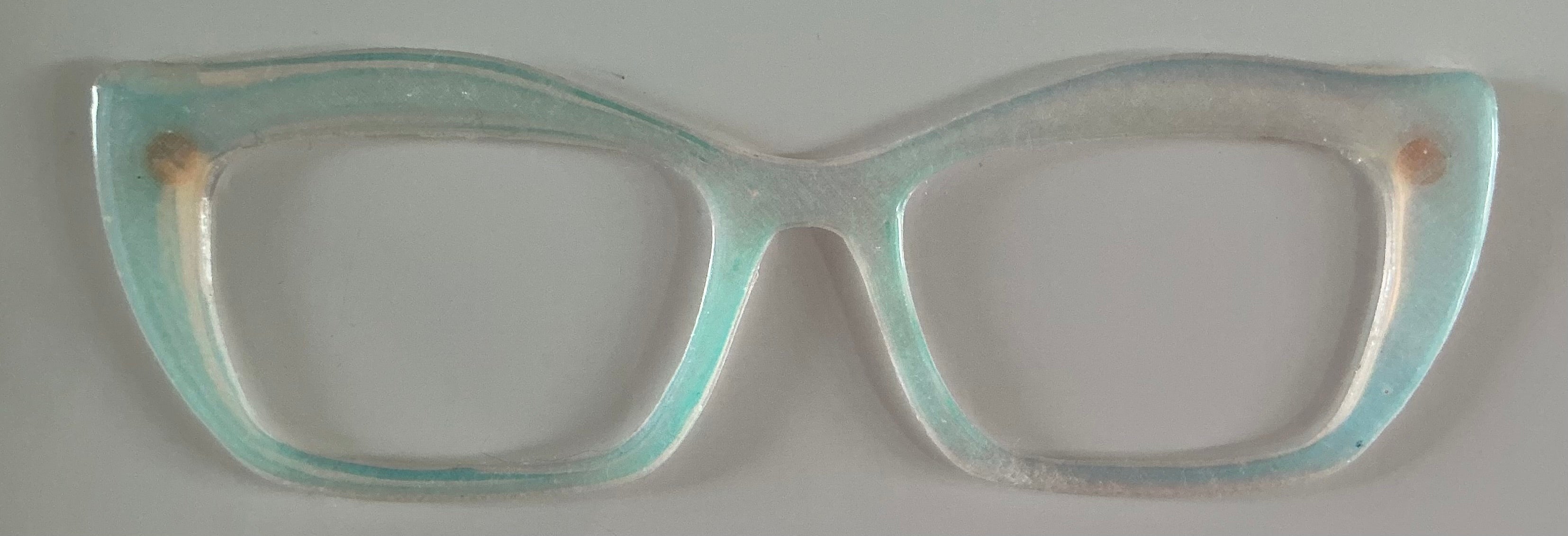 Finley Topper;  Creator; flexi; iridescent