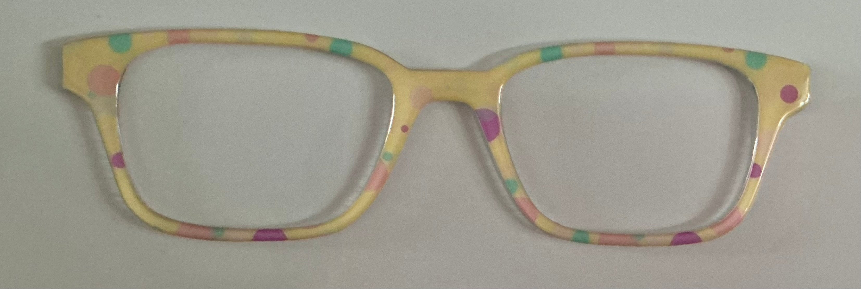 Finley Topper;  dots on pale yellow
