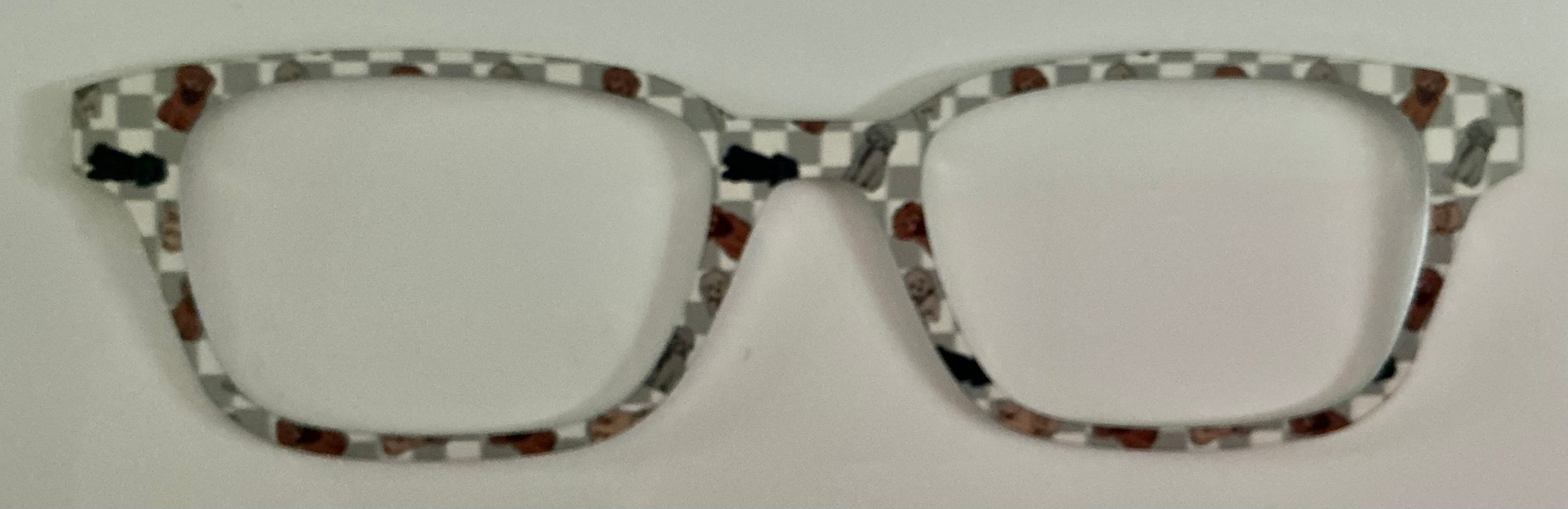 Finley Topper;  metal; dogs on gray and white checkered