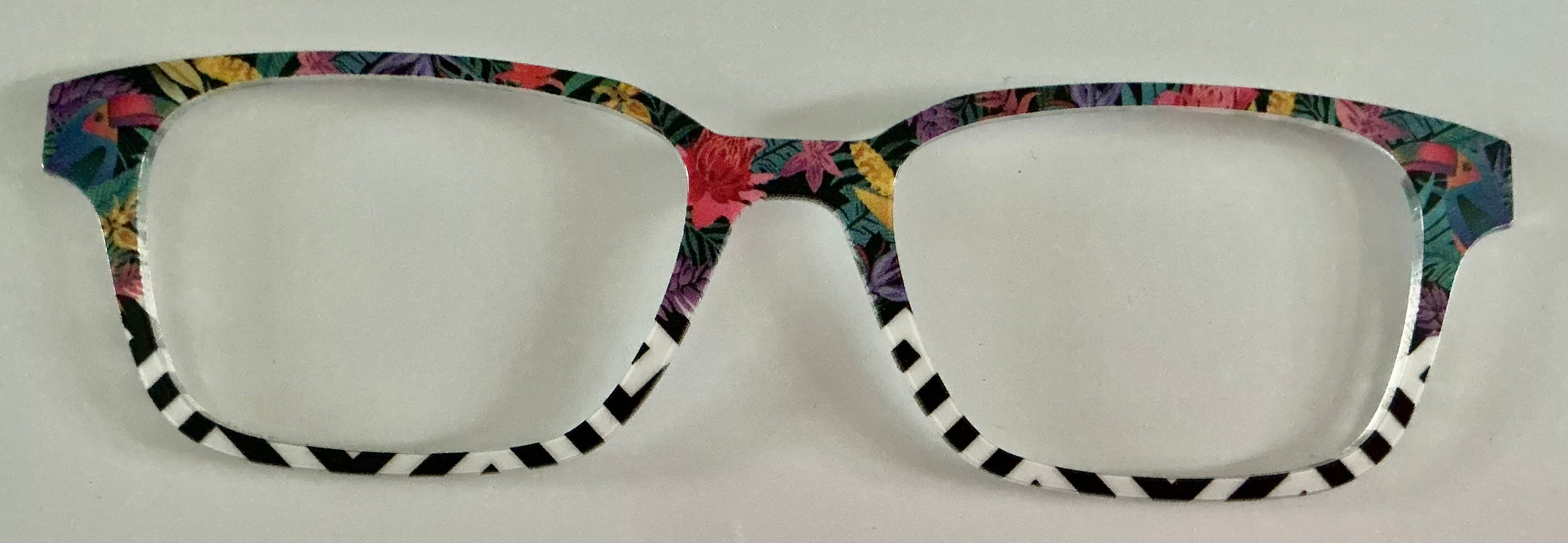 PAIR Finley Topper; toucan/black and white Chevron split