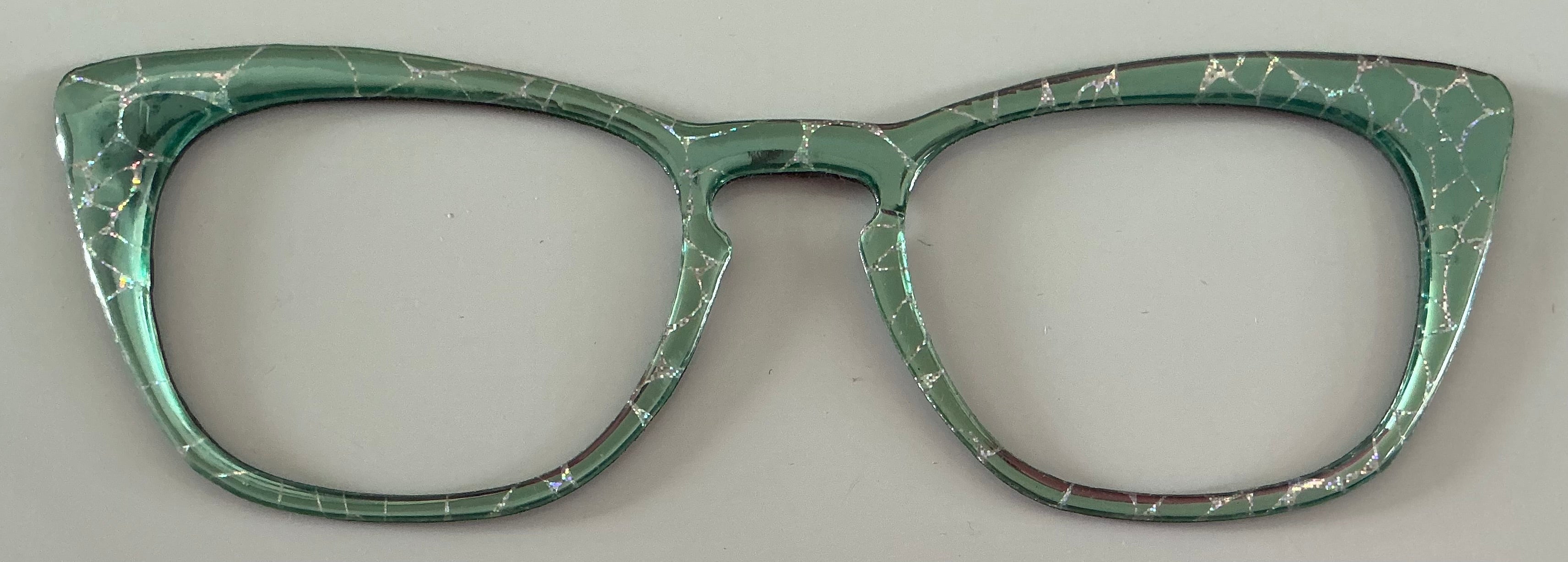Twain Topper; hybrid; sage green crackle