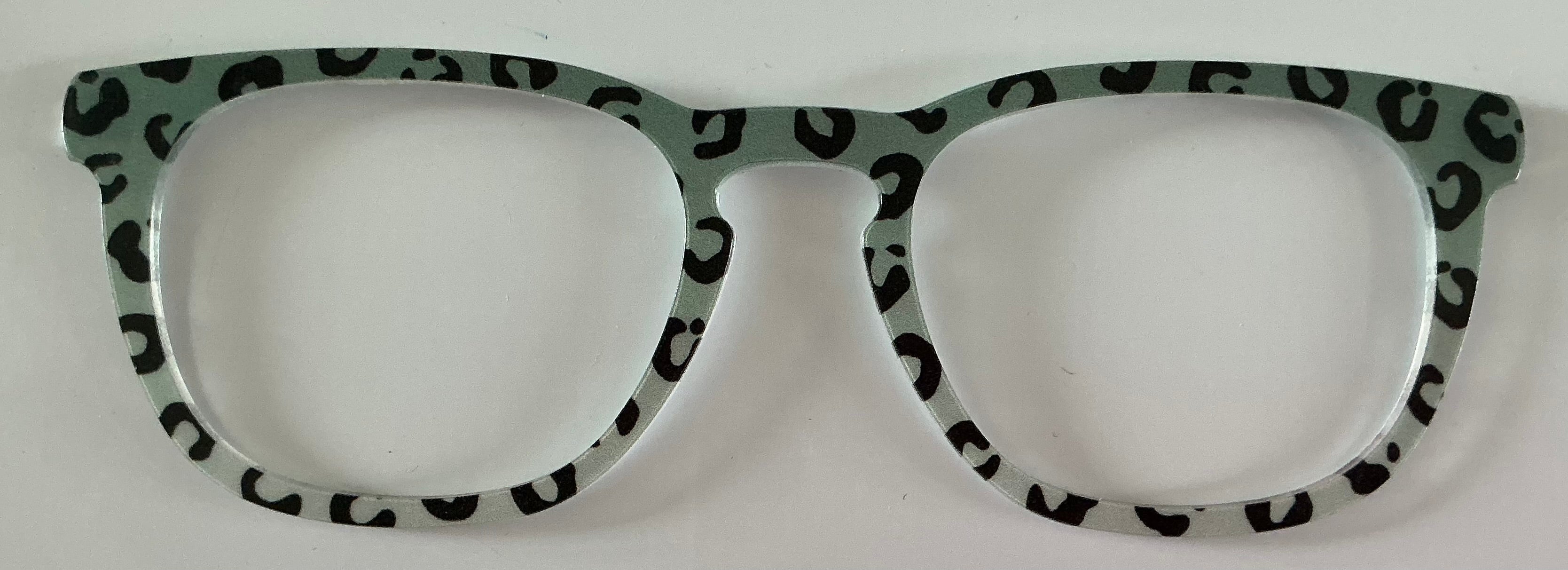 PAIR Twain Topper; gray leopard gradient