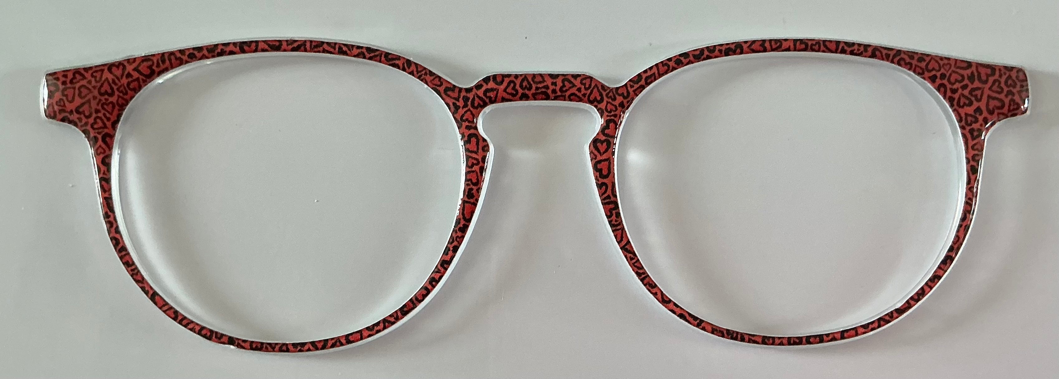 Soto Topper; black hearts on red