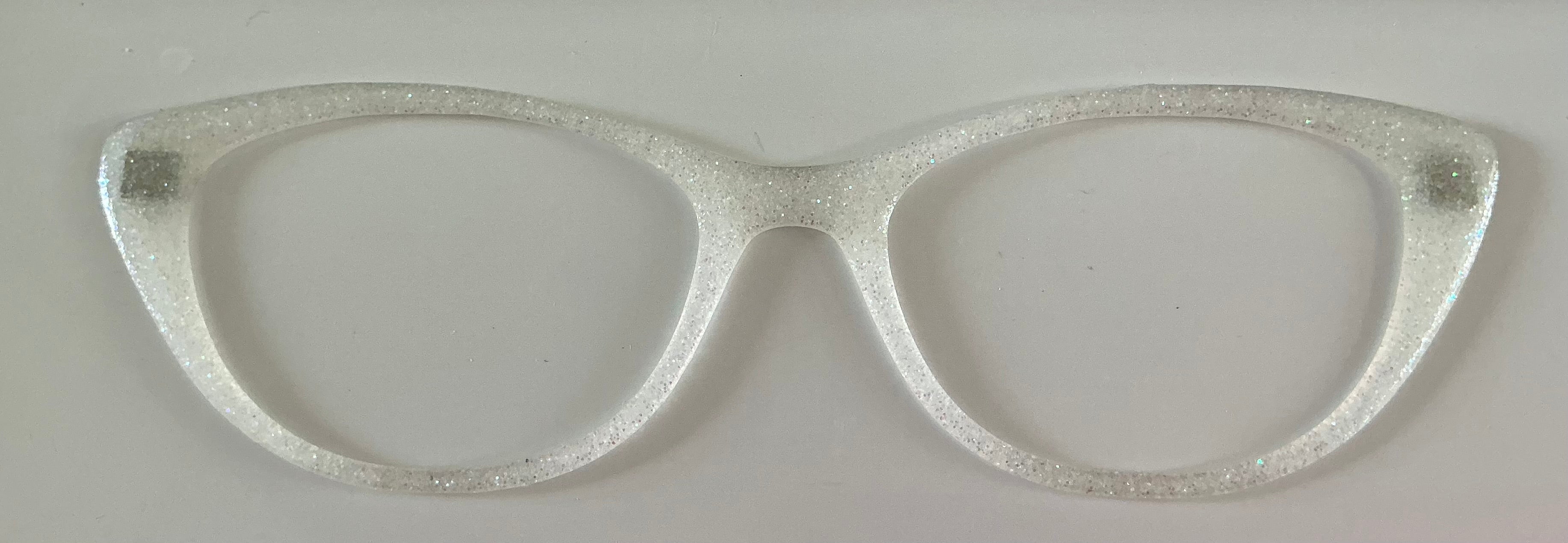 Ella Topper;  white shimmer