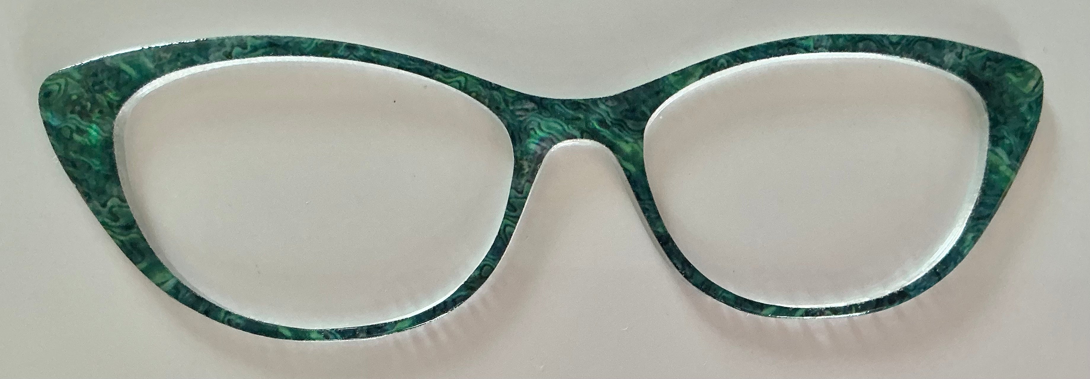 Ella Topper; green swirls
