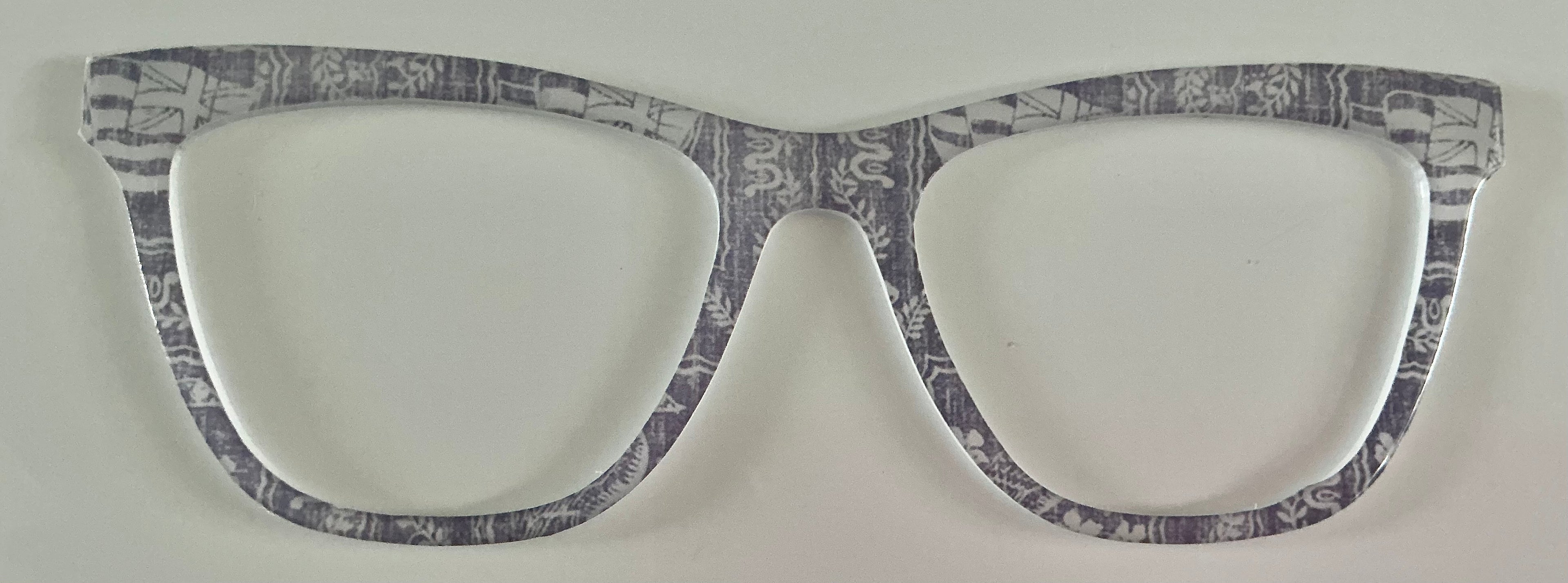 Harper Topper, pattern on light blue