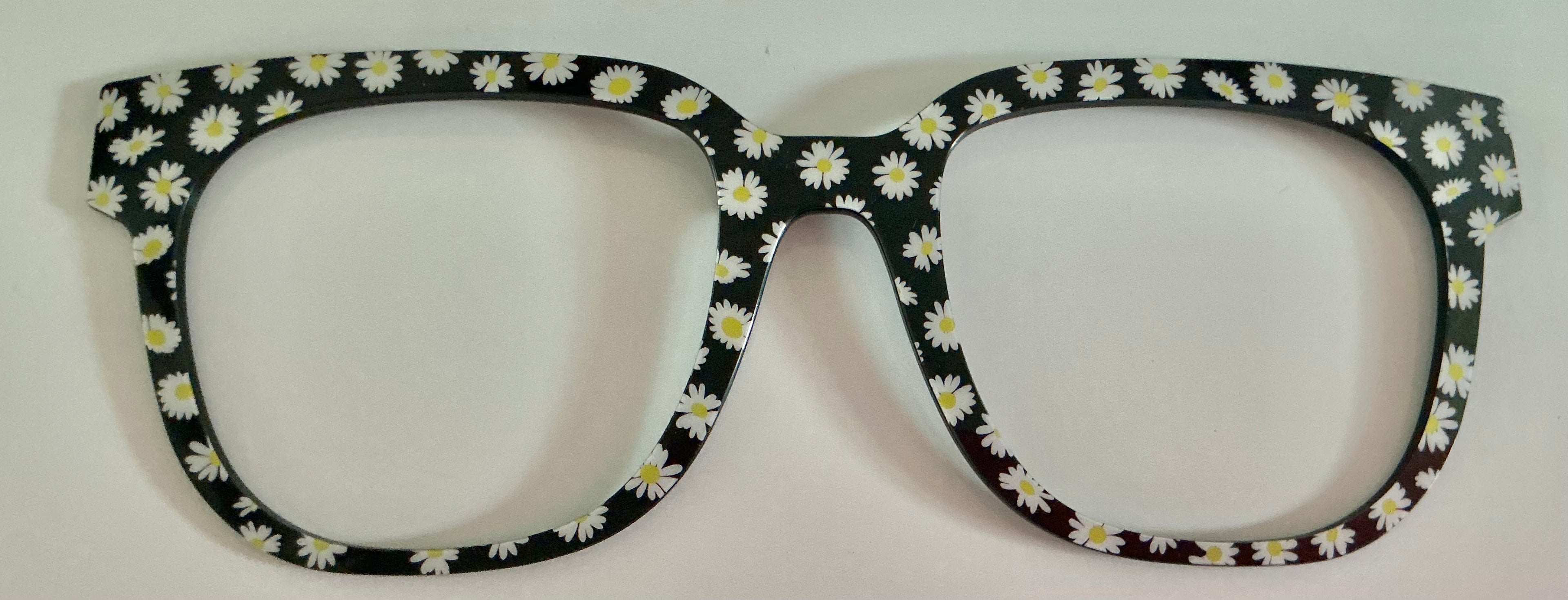 PAIR Murphy Topper; daisies on black
